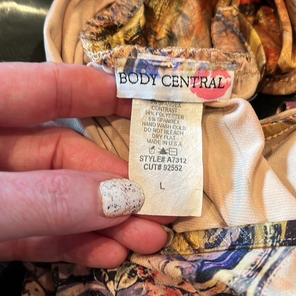 Tie Dye Stretchy Racer Back Tank Top - Picture 8 of 9